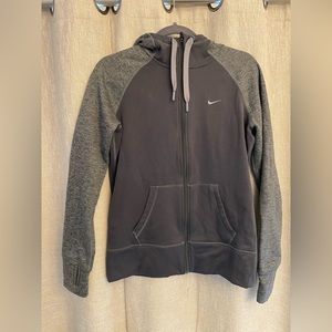 Nike therma-fit women’s zip up sweater size medium